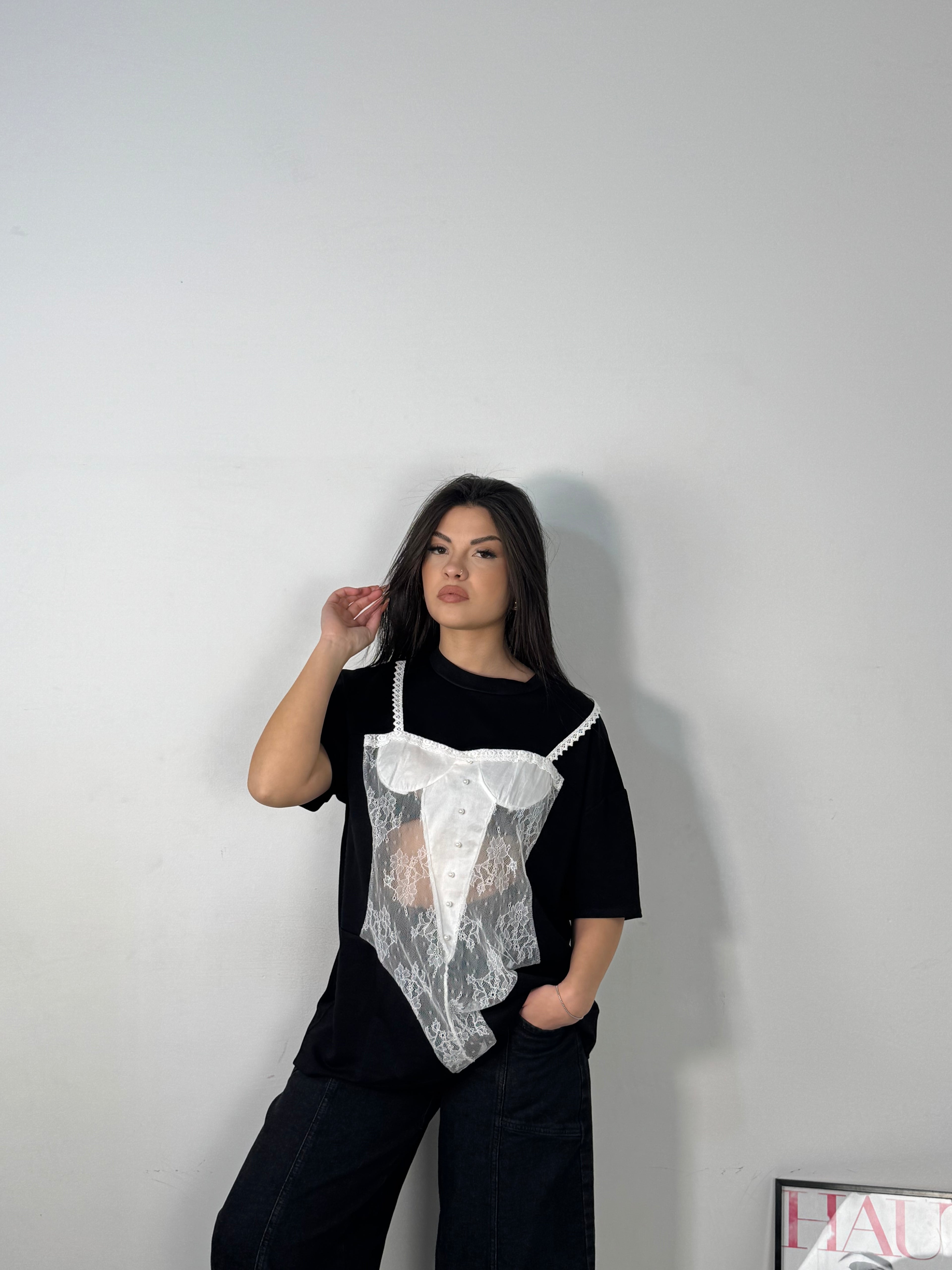 T-SHIRT BLACK STAMPA PIZZ0