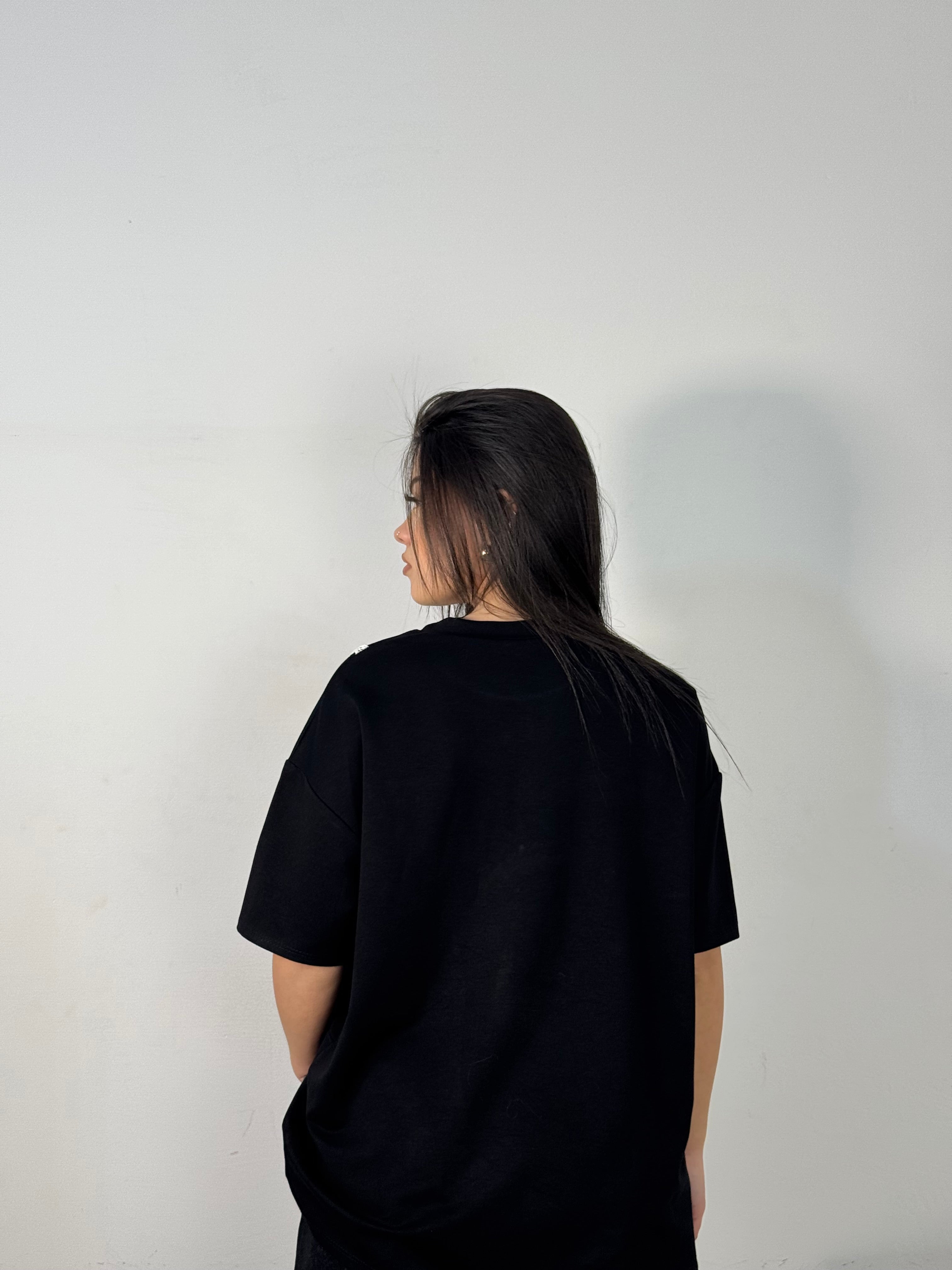 T-SHIRT BLACK STAMPA PIZZ0