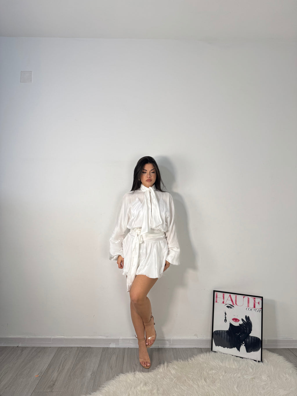 DRESS TOO CHIC WHITE